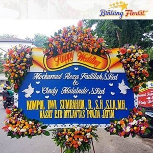 Bunga Papan Wedding Bintang Florist Mojokerto