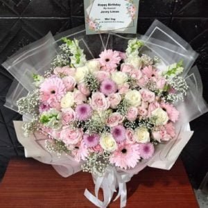 Hand Buket Bunga Bintang Florist Sidoarjo